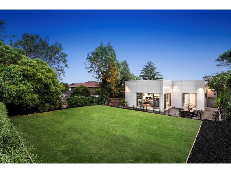 21 Begonia Street, Box Hill South VIC 3128