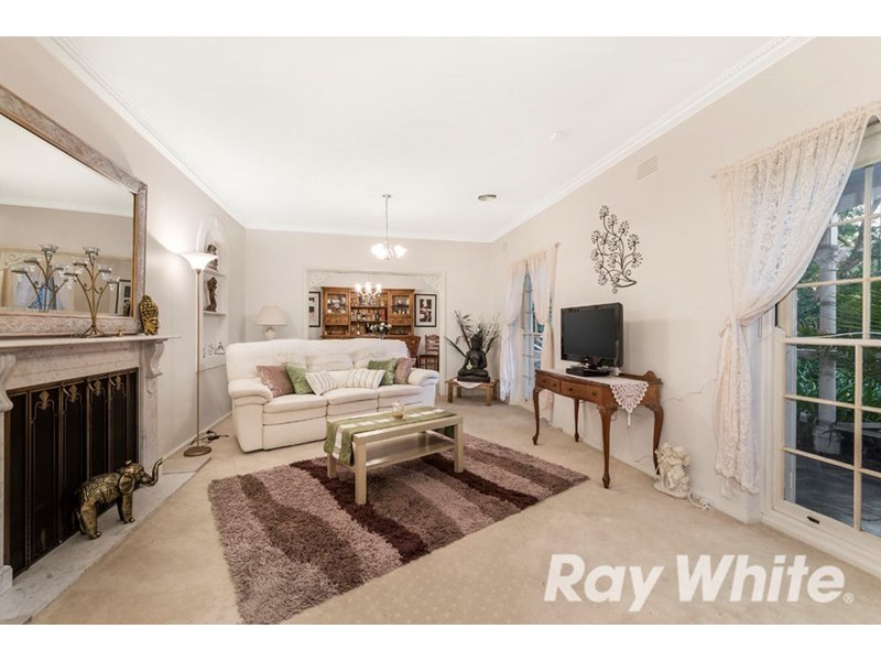 14-16 Fitzsimons Lane, Eltham VIC 3095