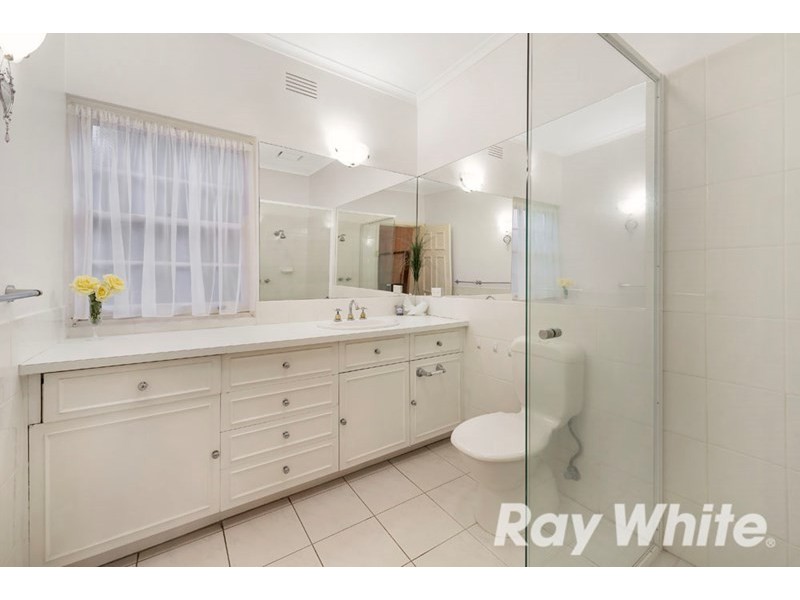 14-16 Fitzsimons Lane, Eltham VIC 3095