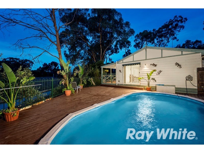 14-16 Fitzsimons Lane, Eltham VIC 3095