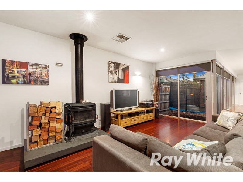 6 Paul Avenue, Box Hill North VIC 3129