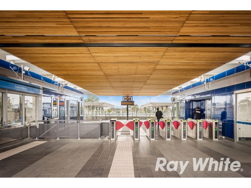 12 Cook Road, Mitcham VIC 3132