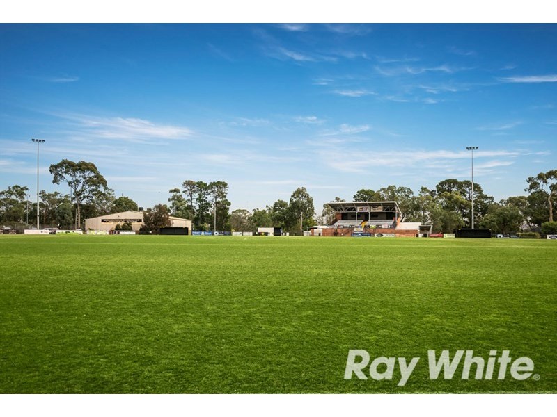 12 Cook Road, Mitcham VIC 3132