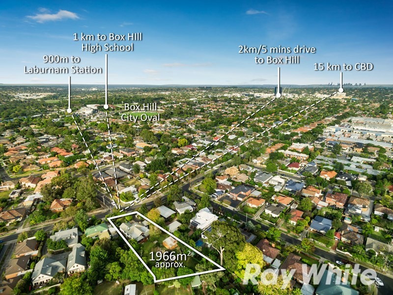 17 Elmhurst Road, Blackburn VIC 3130