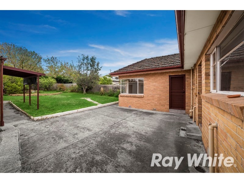 2 Wilton Street, Blackburn North VIC 3130