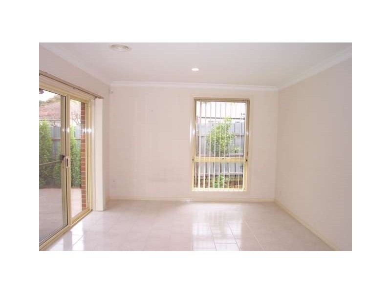 2/9 Gillies Street, Mitcham VIC 3132
