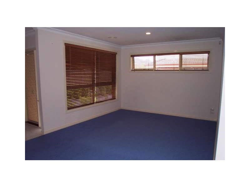 2/9 Gillies Street, Mitcham VIC 3132