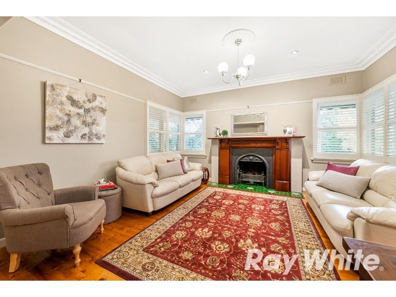 4 Loddon Street, Box Hill North VIC 3129