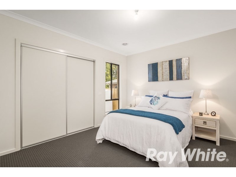 2 Whiteflats Terrace, Croydon VIC 3136