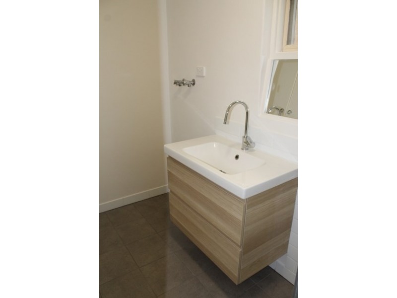 1/54 Gardenia Street, Blackburn VIC 3130