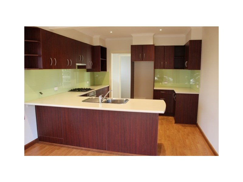 12 Lemon Grove, Nunawading VIC 3131