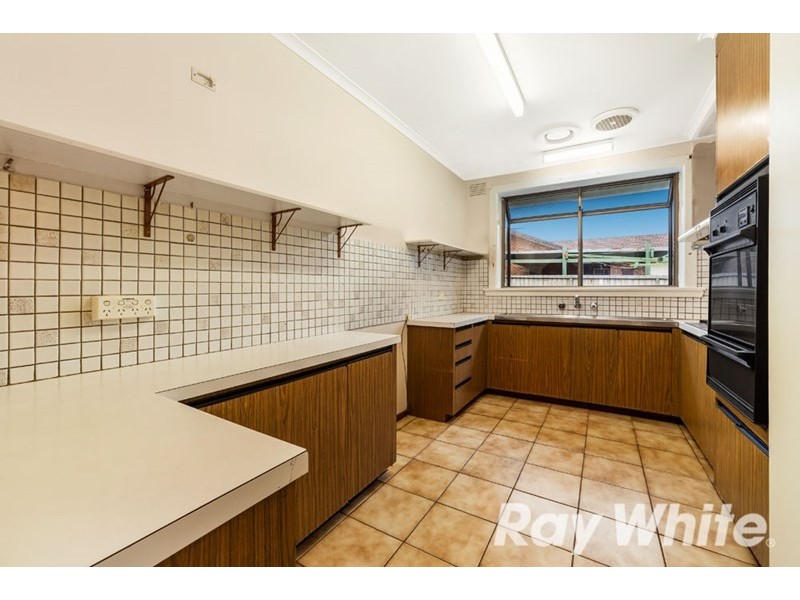 2 Panorama Drive, Forest Hill VIC 3131