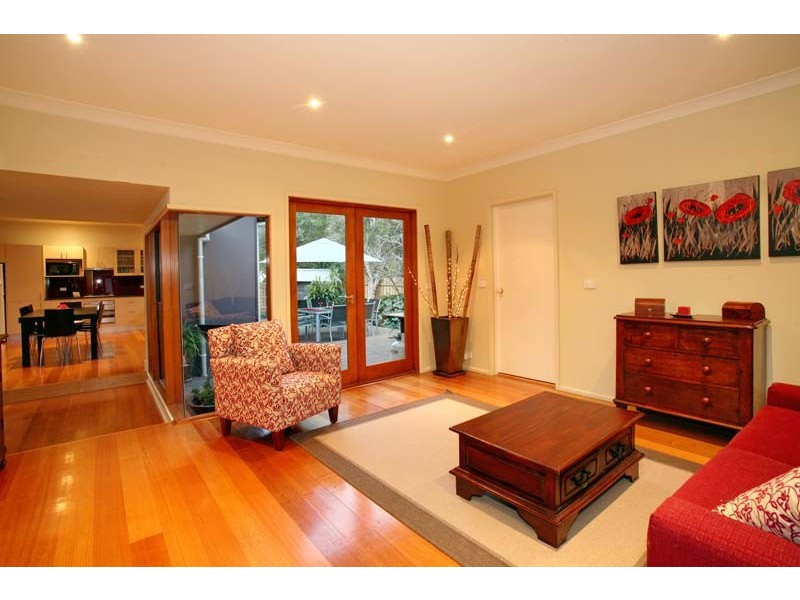 7 Irene Crescent, Mitcham VIC 3132