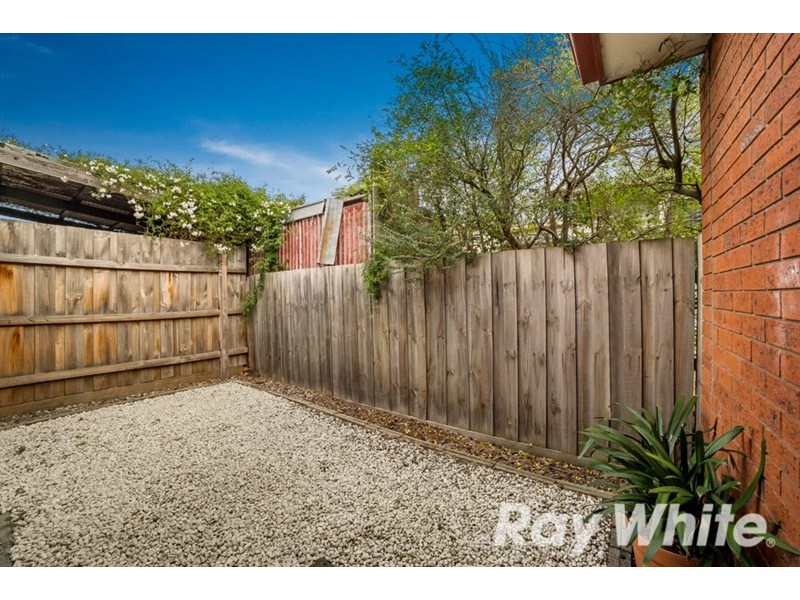 2/1018 North Road, Bentleigh East VIC 3165