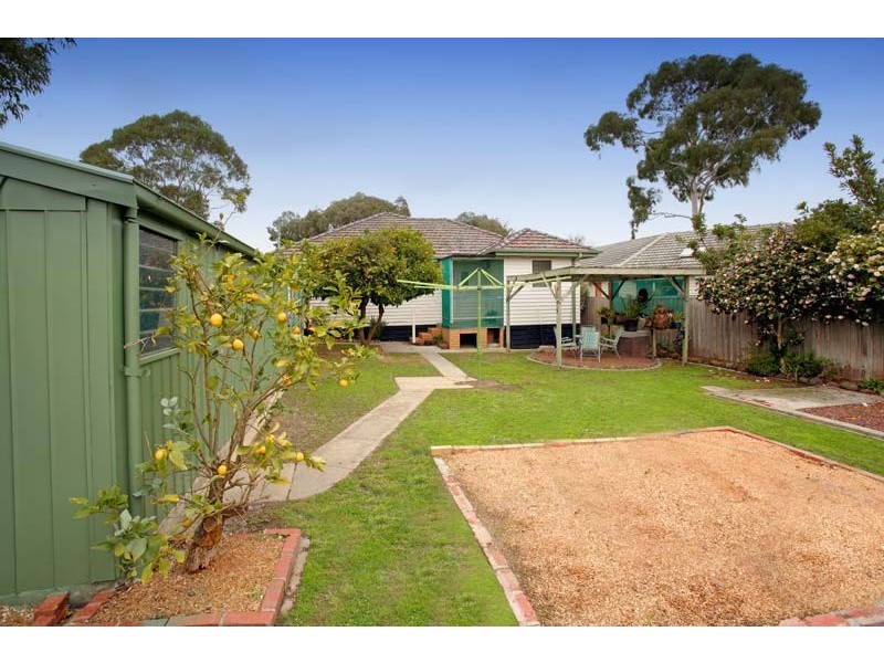 35 Raleigh Street, Forest Hill VIC 3131