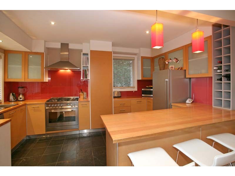 6 Stevens Road, Forest Hill VIC 3131
