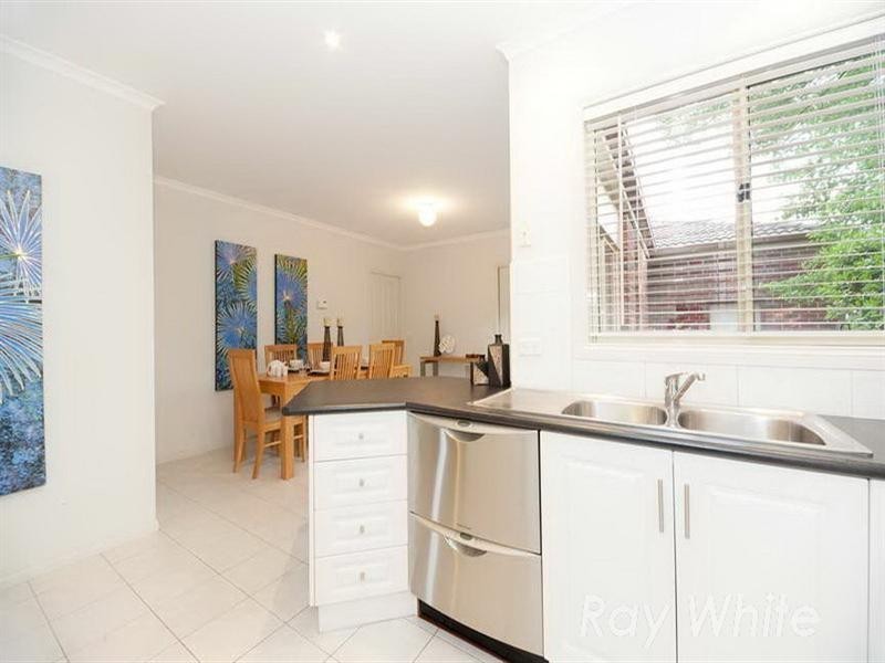 1/2 Agra Street, Mitcham VIC 3132