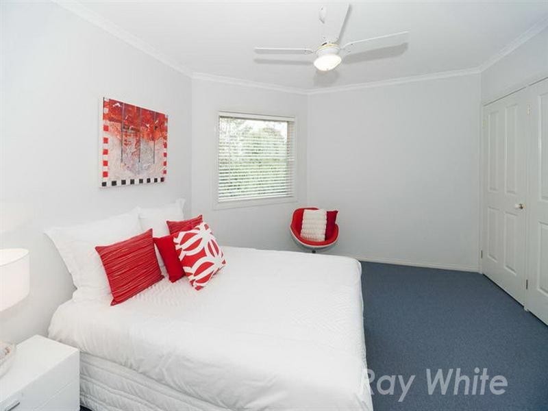 1/2 Agra Street, Mitcham VIC 3132