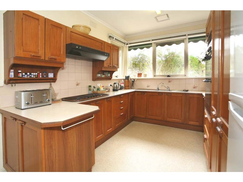 6 Malcolm Street, Blackburn VIC 3130