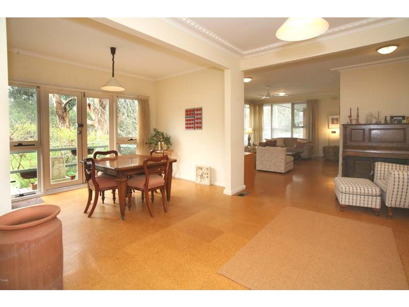 6 Malcolm Street, Blackburn VIC 3130