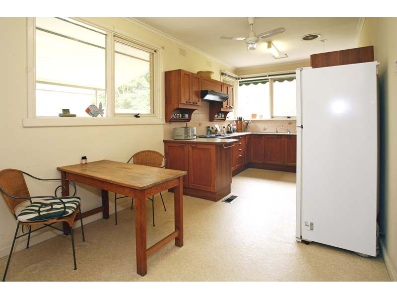 6 Malcolm Street, Blackburn VIC 3130