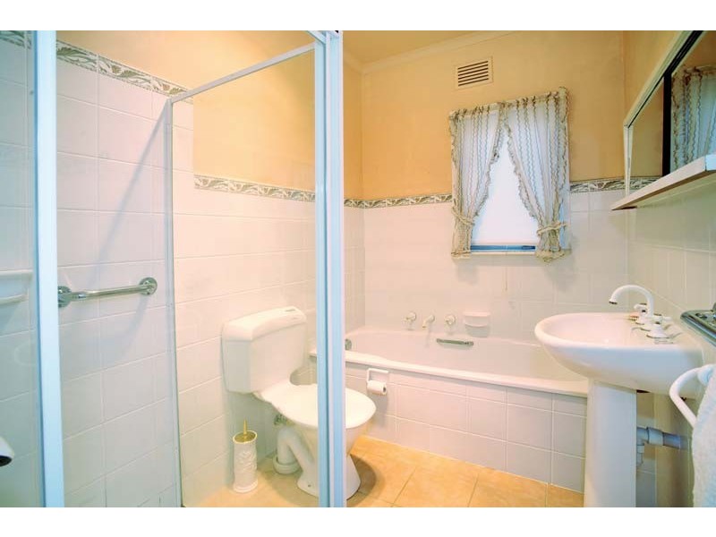 450 Middleborough Road, Blackburn VIC 3130