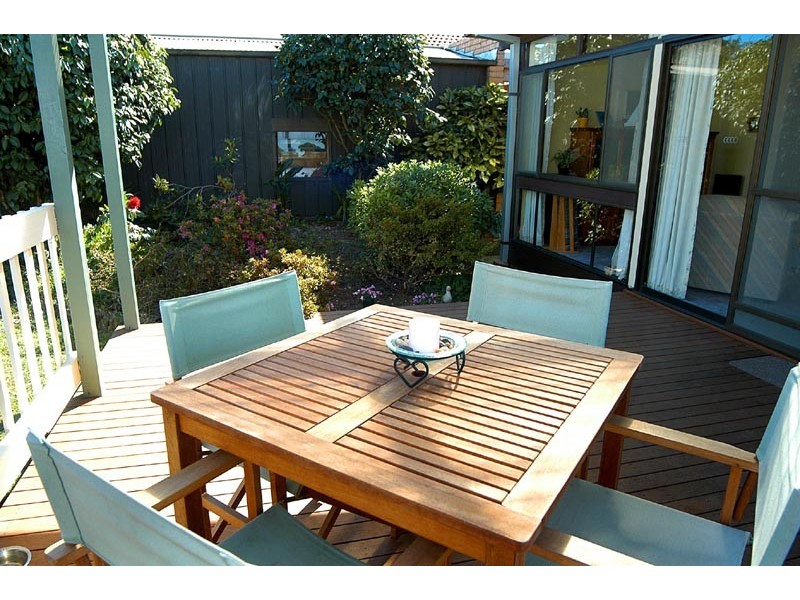 20 Bellevue Avenue, Burwood East VIC 3151