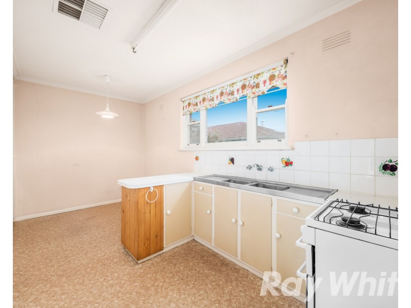 8-8A Wattle Grove, Mckinnon VIC 3204
