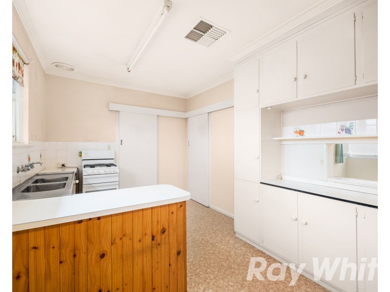 8-8A Wattle Grove, Mckinnon VIC 3204