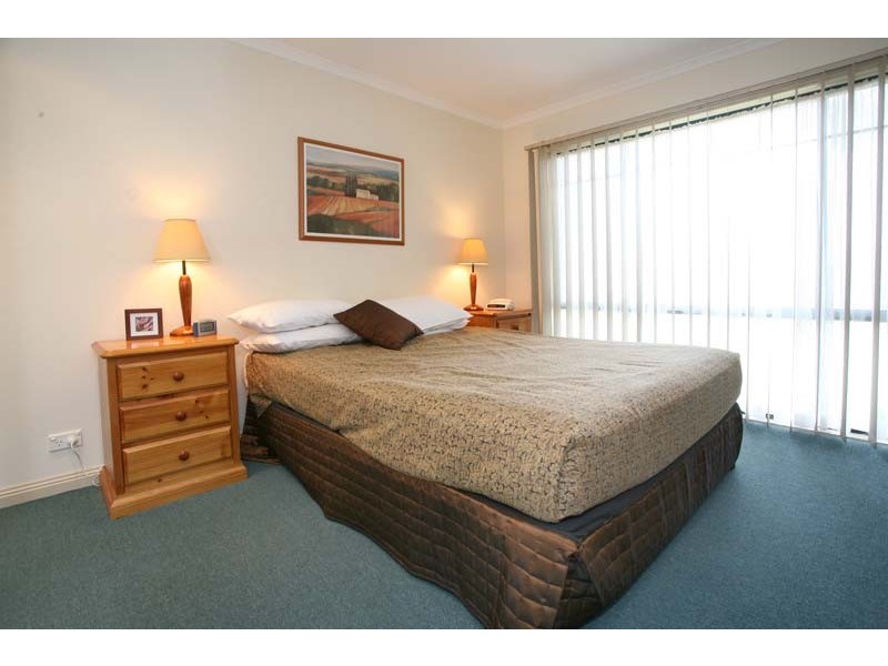 10/305 Canterbury Road, Forest Hill VIC 3131