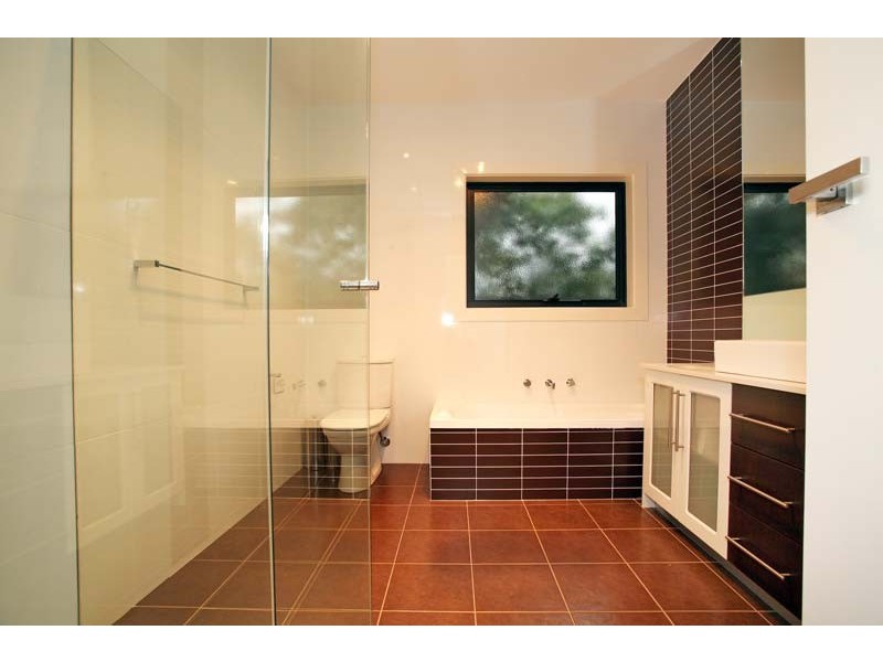 15 Quentin Street, Forest Hill VIC 3131