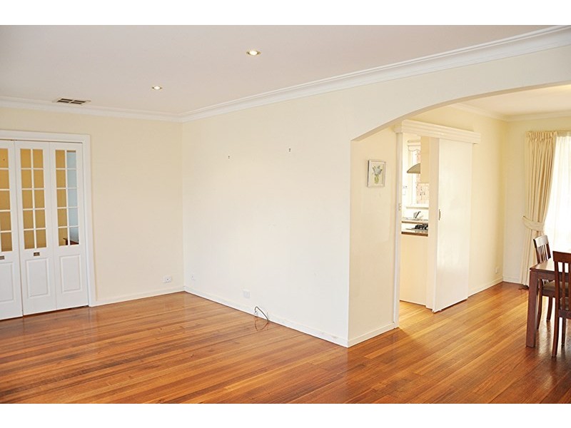 27 Mullens Road, Vermont South VIC 3133