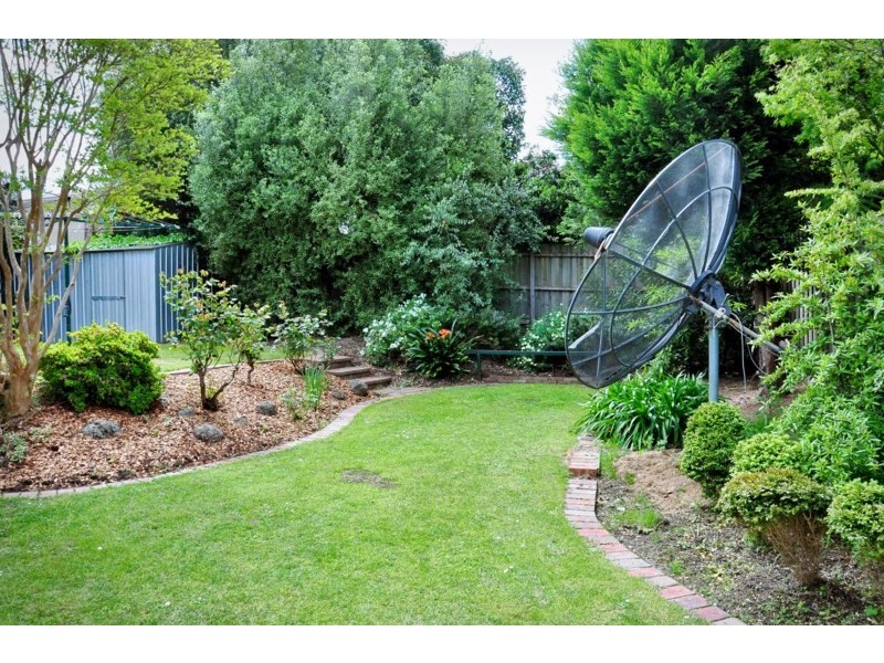 27 Mullens Road, Vermont South VIC 3133