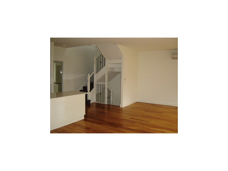 4/6 Sergeant Street, Blackburn VIC 3130
