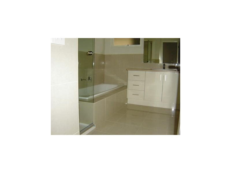 4/6 Sergeant Street, Blackburn VIC 3130