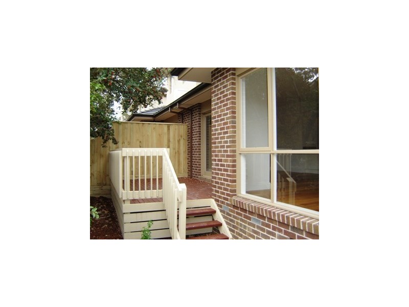4/6 Sergeant Street, Blackburn VIC 3130