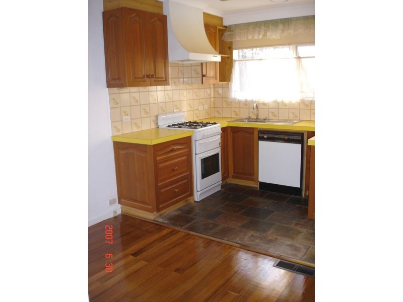 4/10 Hotham Street, Mont Albert VIC 3127