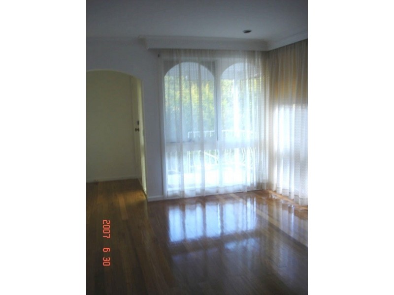 4/10 Hotham Street, Mont Albert VIC 3127