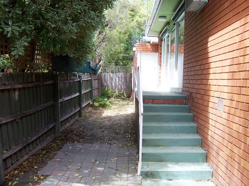 2/318 Blackburn Road, Glen Waverley VIC 3150