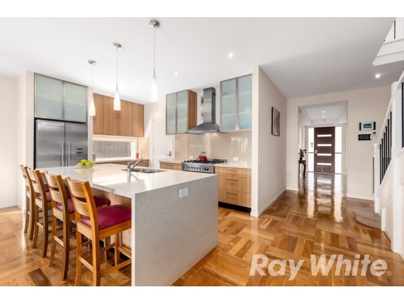 28 Samuel Road, Blackburn South VIC 3130