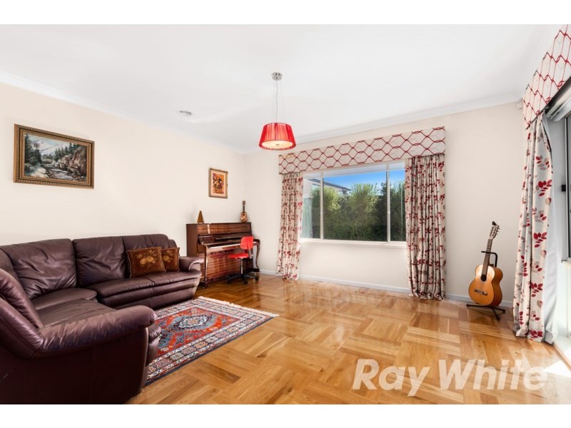 28 Samuel Road, Blackburn South VIC 3130