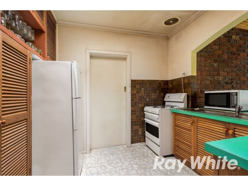 42 Barry Road, Burwood East VIC 3151