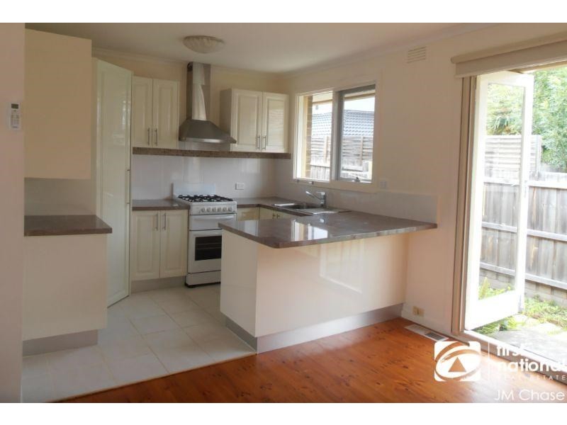 2/50 Drummond Street, Chadstone VIC 3148