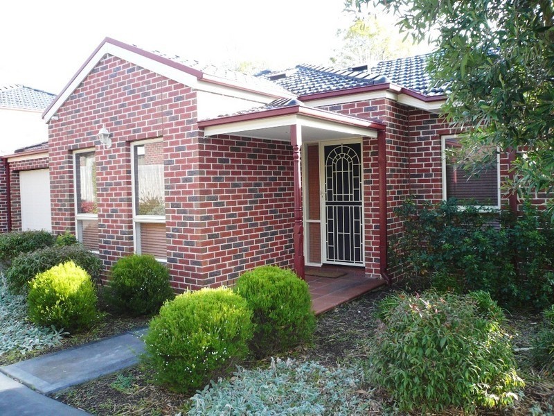 2/17 Tyrrell Avenue, Blackburn VIC 3130