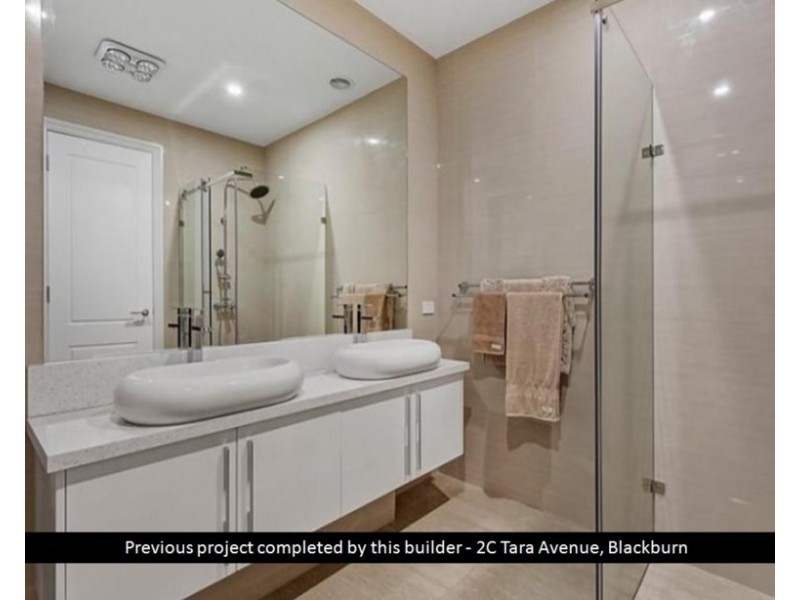 U3 and U5/27 Percy Street, Mitcham VIC 3132