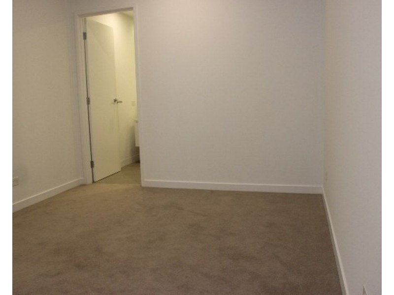 G07/5 Sovereign Point Court, Doncaster VIC 3108