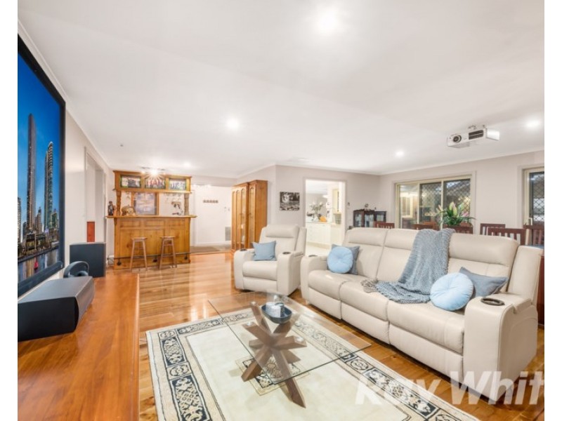 21 Lascelle Drive, Vermont South VIC 3133