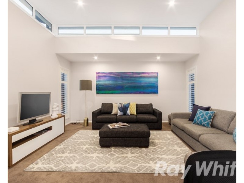 15 Hampshire Road, Forest Hill VIC 3131