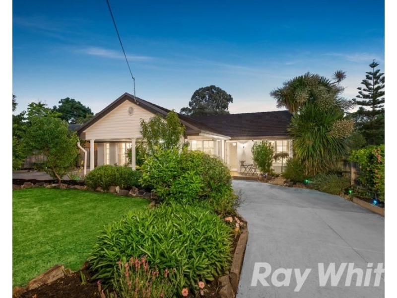 10 Henty Court, Croydon VIC 3136