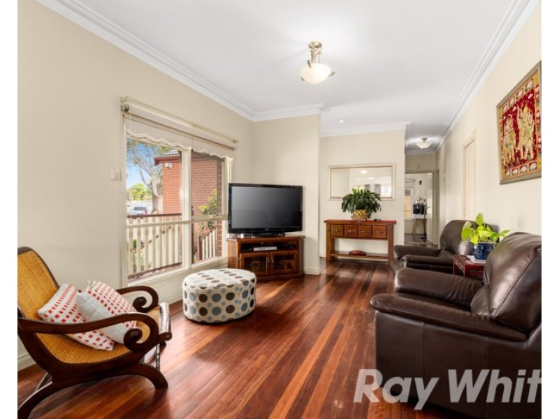 13 Hamilton Avenue, Blackburn VIC 3130